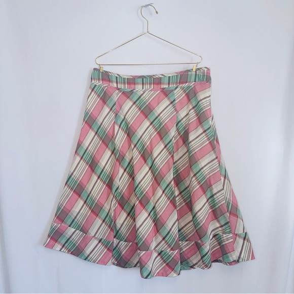 H&M Dresses & Skirts - H&M Plaid A-Line Skirt in Pink and Green 👗